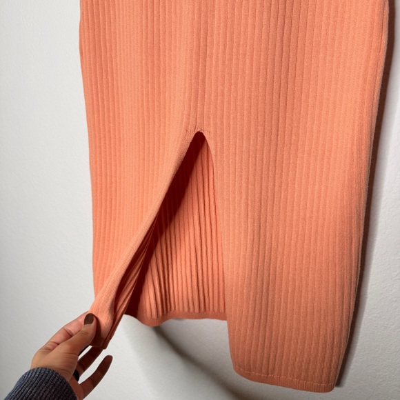 Free People Ribbed Midi Skirt Peach Cotton Blend Front Slit Casual Size L NWT - Picture 3 of 7